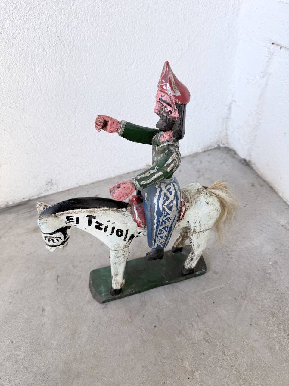 Folk Art statuette horse Guatemala