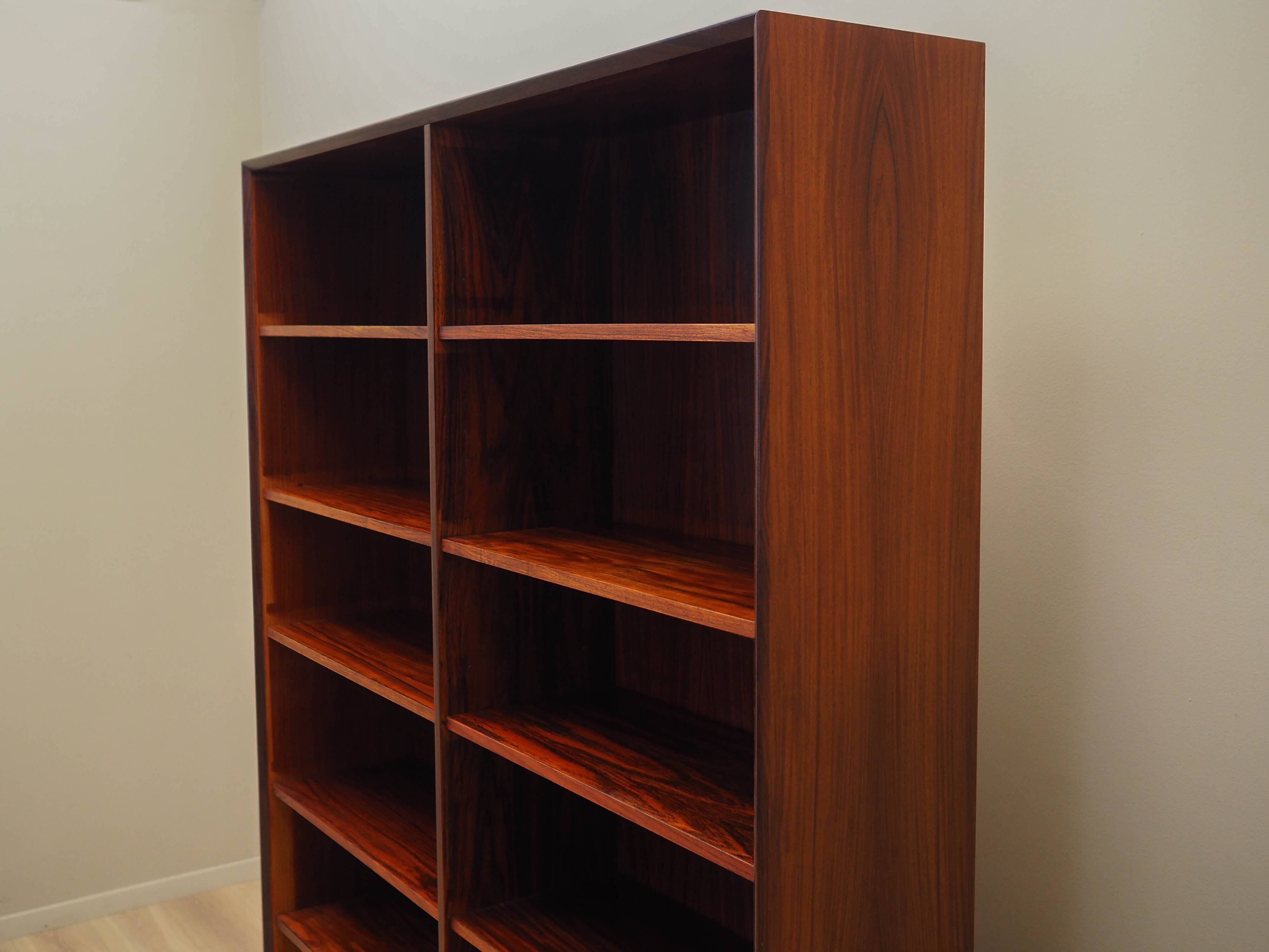Rosewood bookcase, Danish design, 1970s, manufacturer: Hundevad