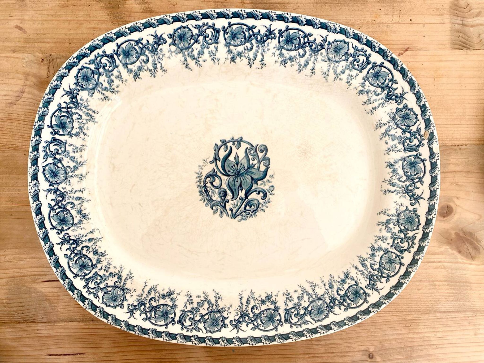 Grand plat Terre de fer