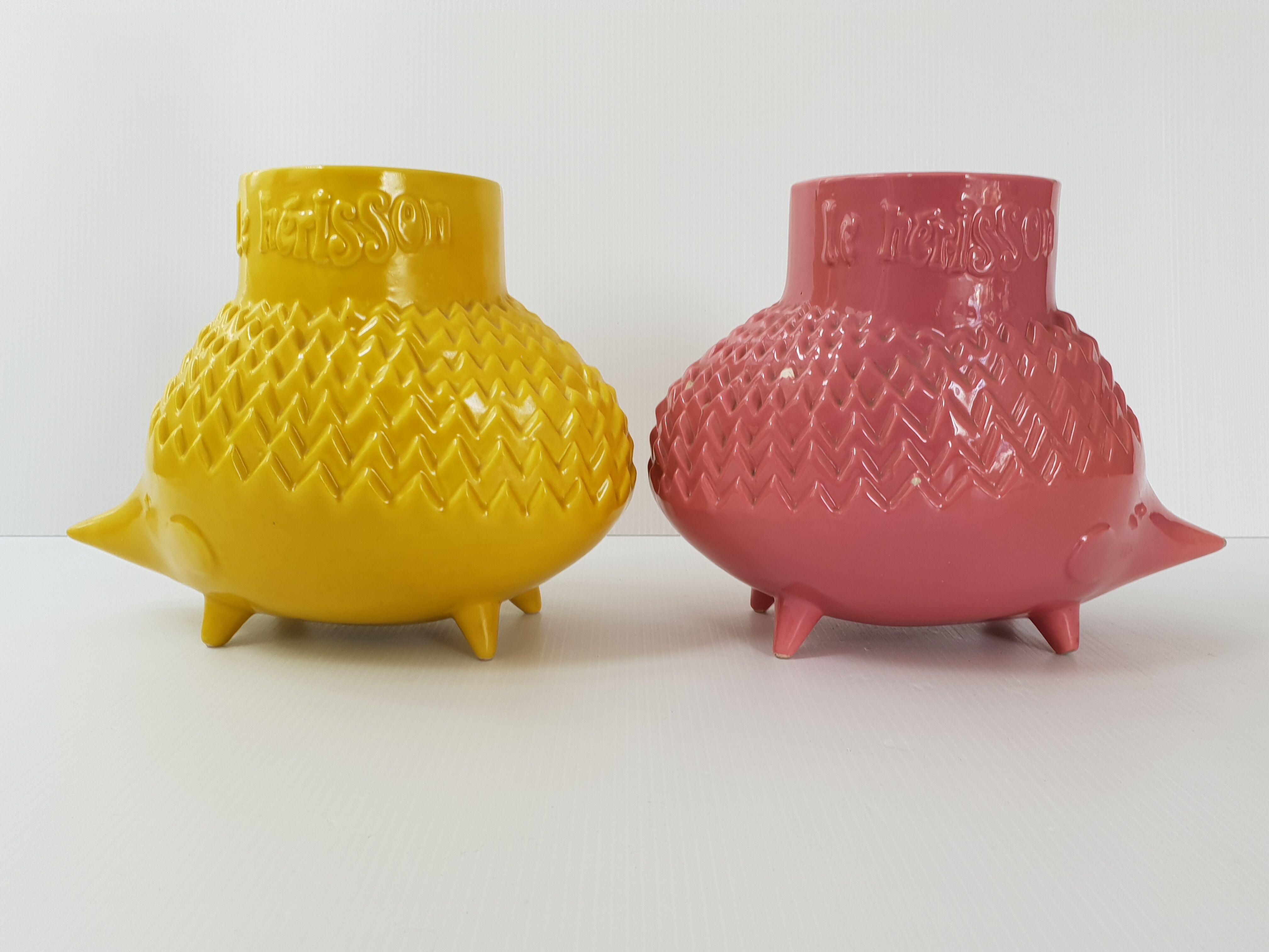 Suite of 3 vintage hedgehog vases 1960
