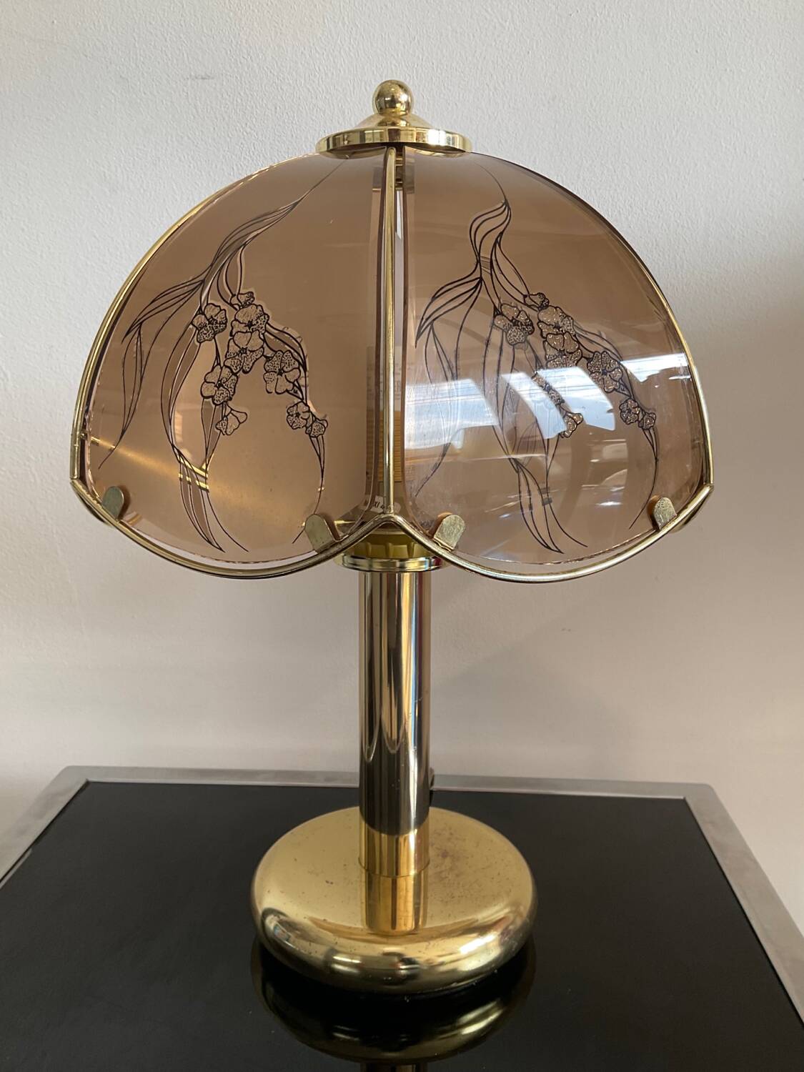 Vintage lamp in gold metal and smoked glass