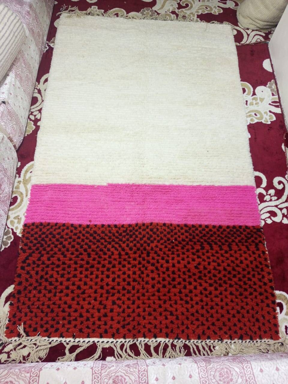 Traditional handmade beni ouarin rug size 150 x 250