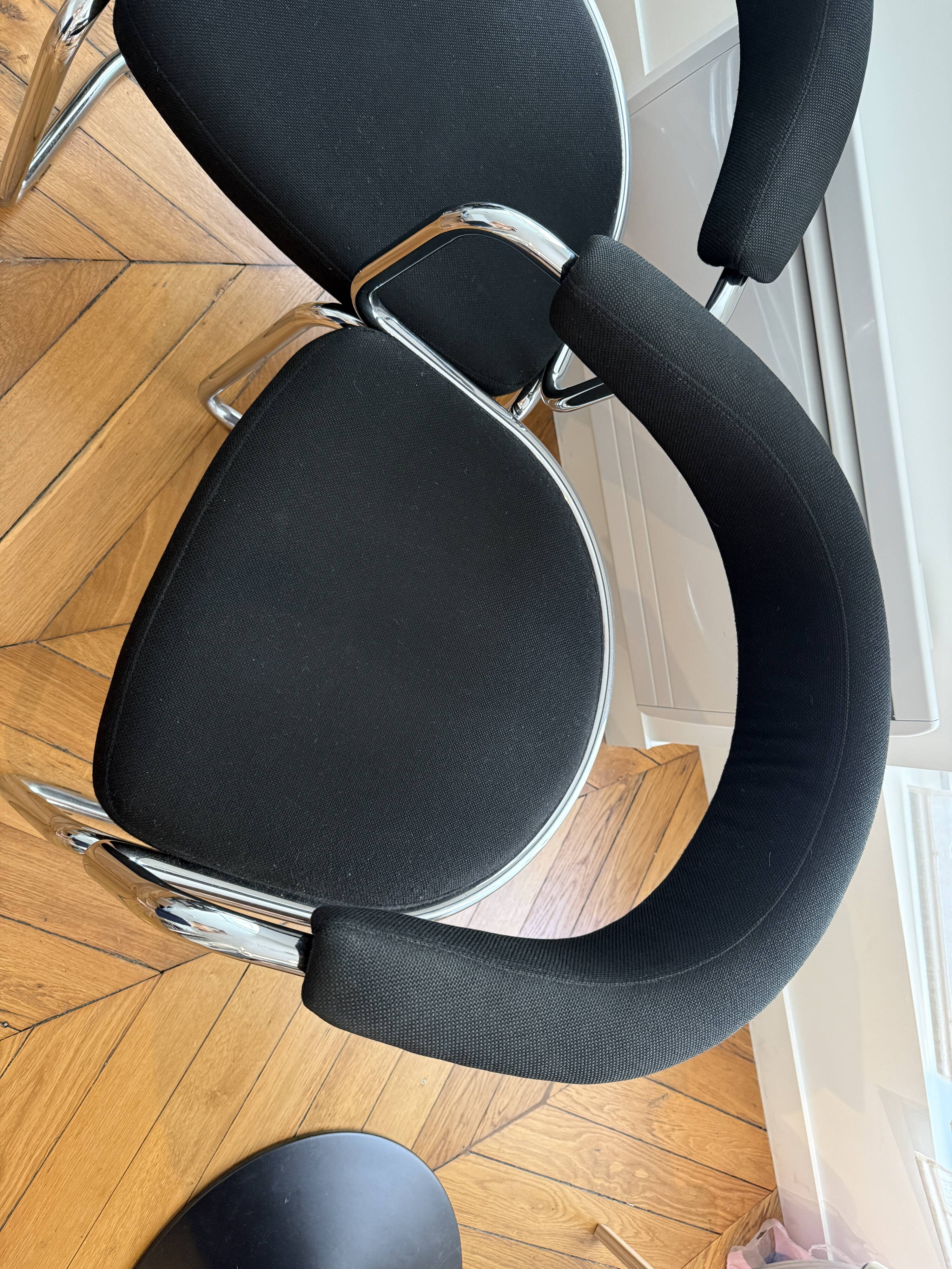Chaises cantilever en acier tubulaire vintage des années 50