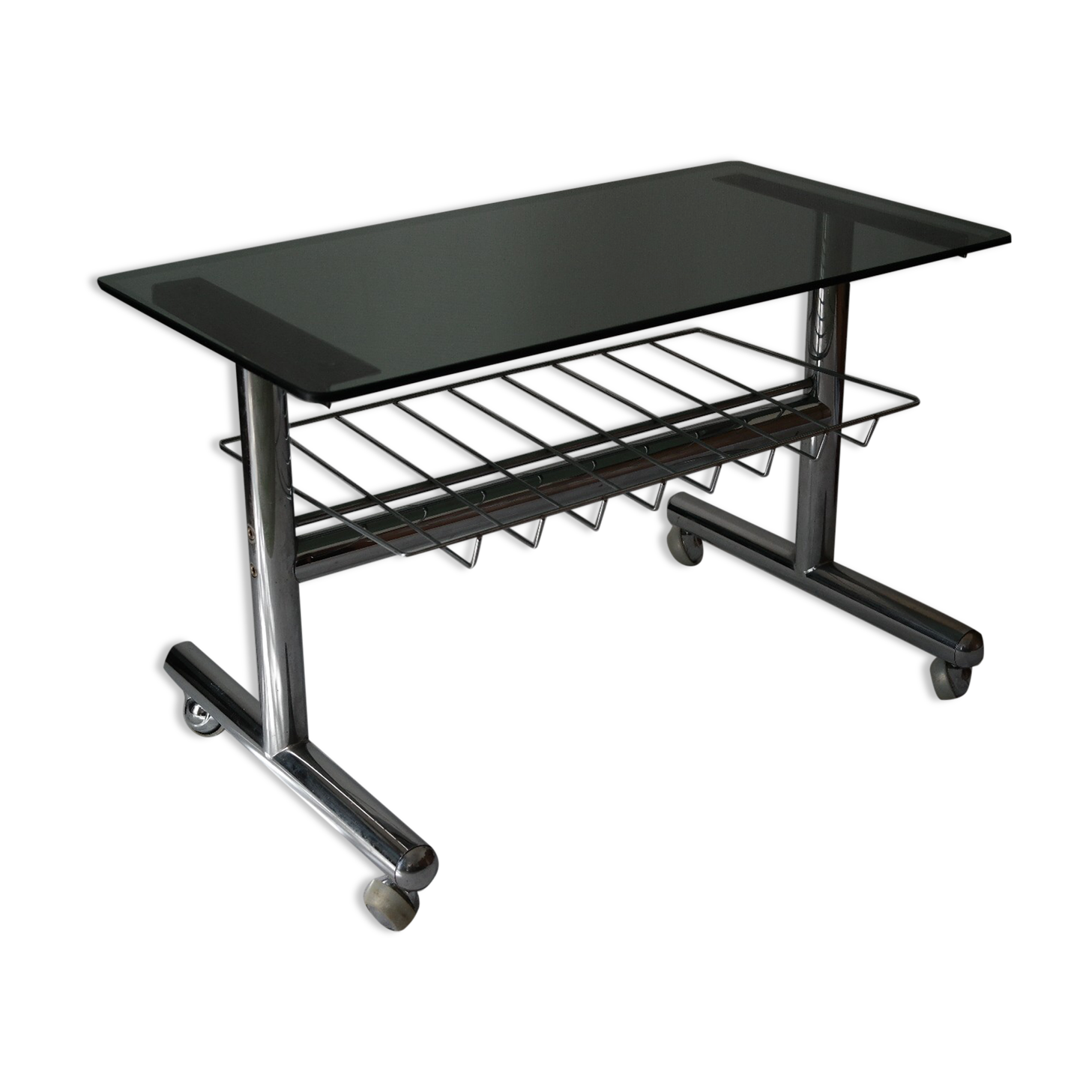 Table basse métal chromé et verre fumé Space Age