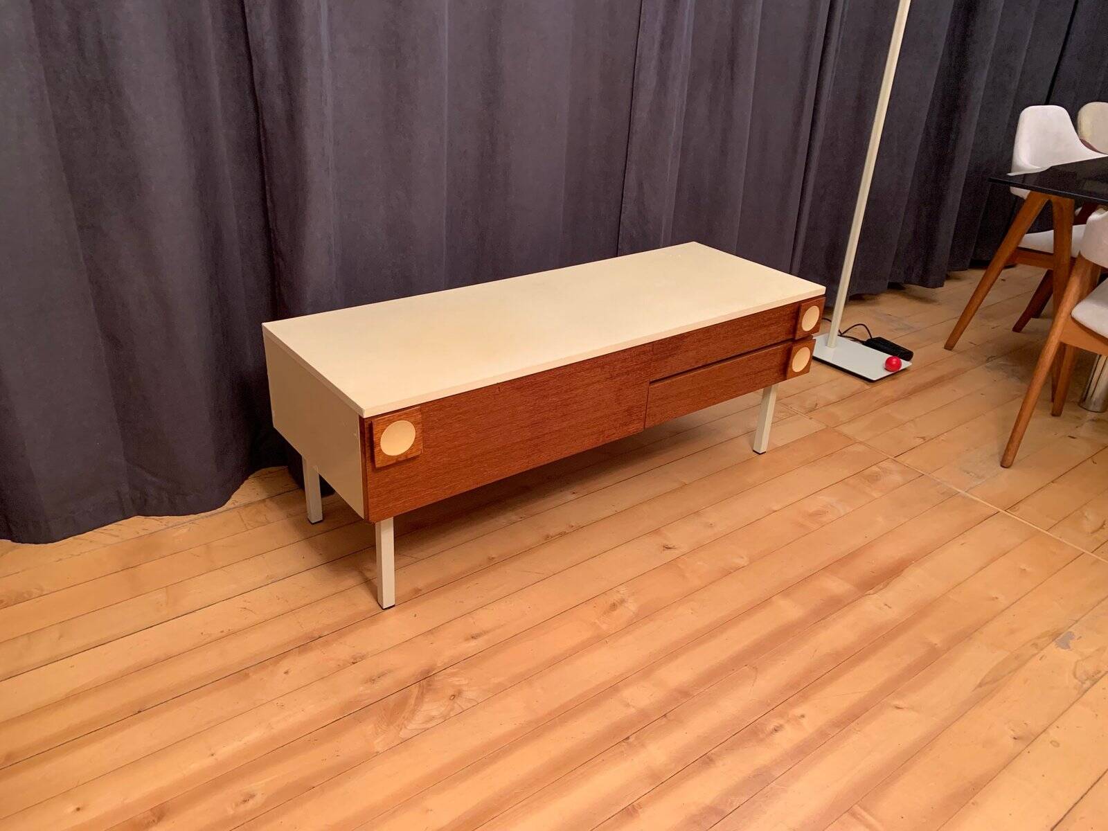 Commode vintage, années 1970