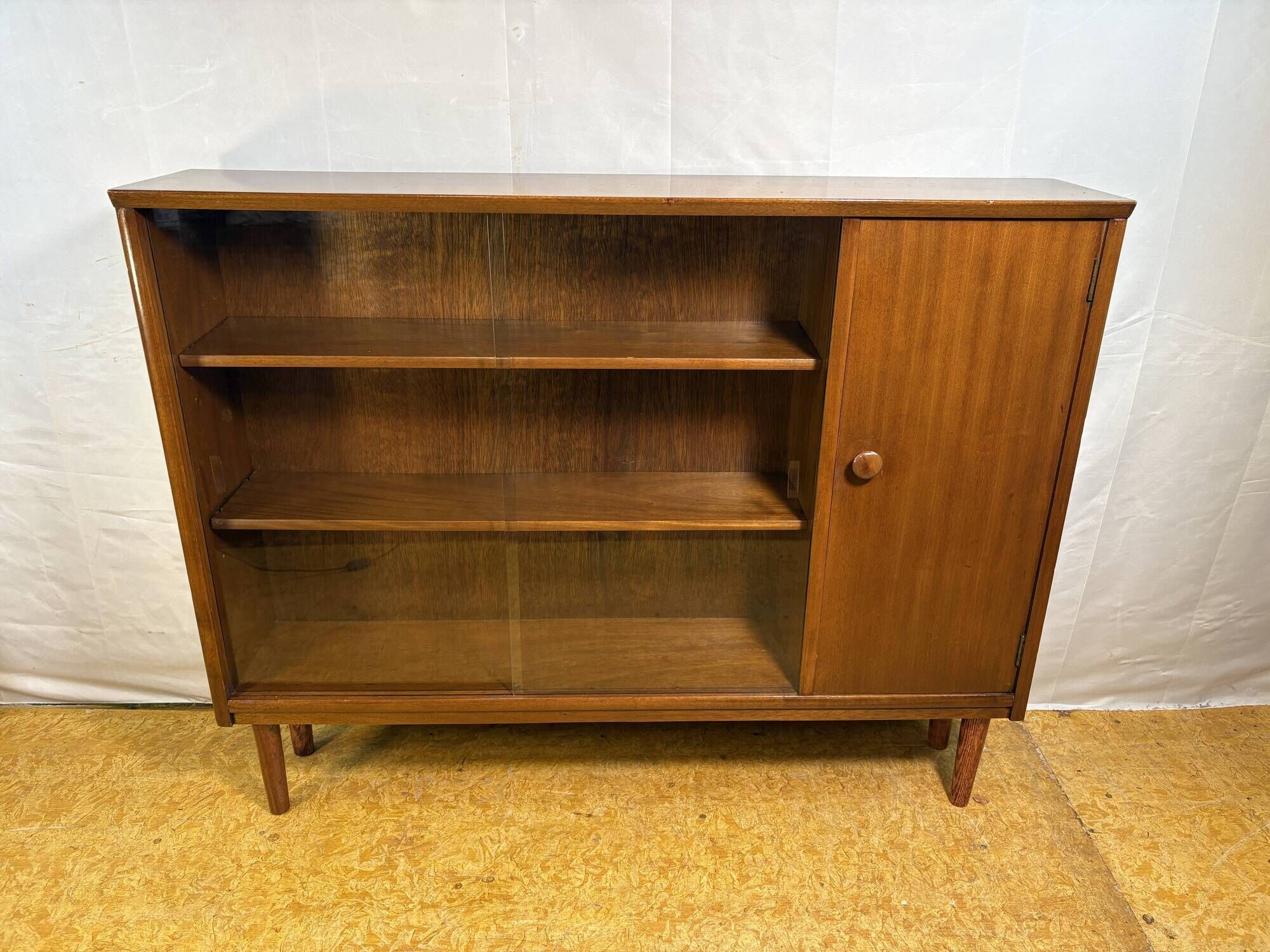 Mid-Century Retro Teak Bookcase Display Cabinet 1960  Elegant ScandinavianD