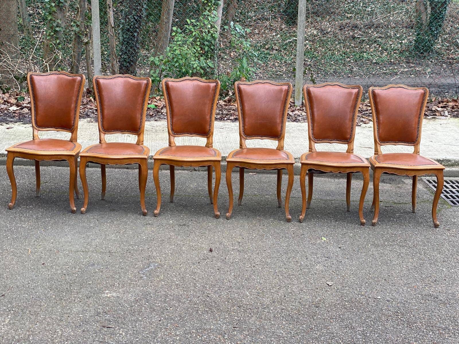 6 solid wood and leather chairs in Louis XV style