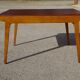 Extendable table, compass legs