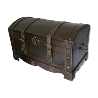 Wooden bulging treasure box