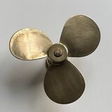 Propeller candle holder in solid brass