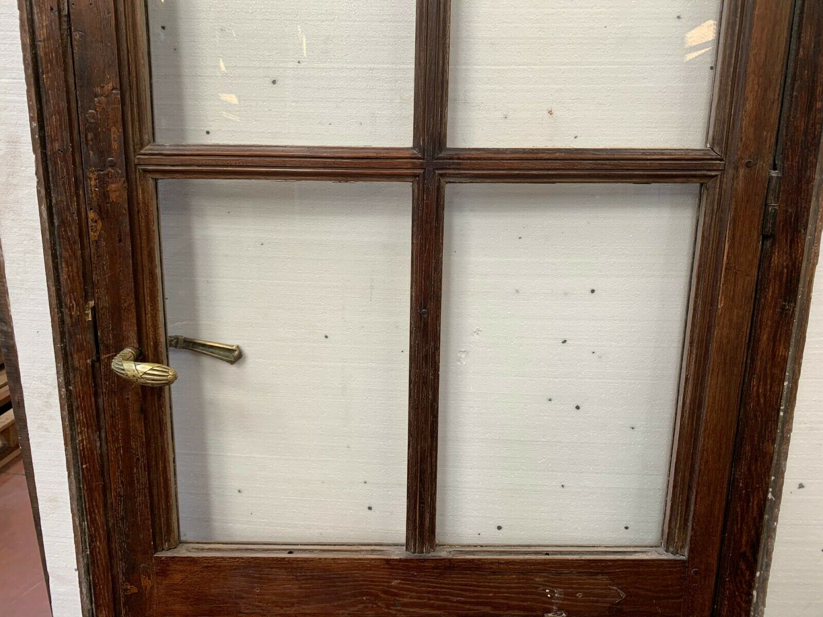 Solid oak passage gate glass door with large 20th century tiles