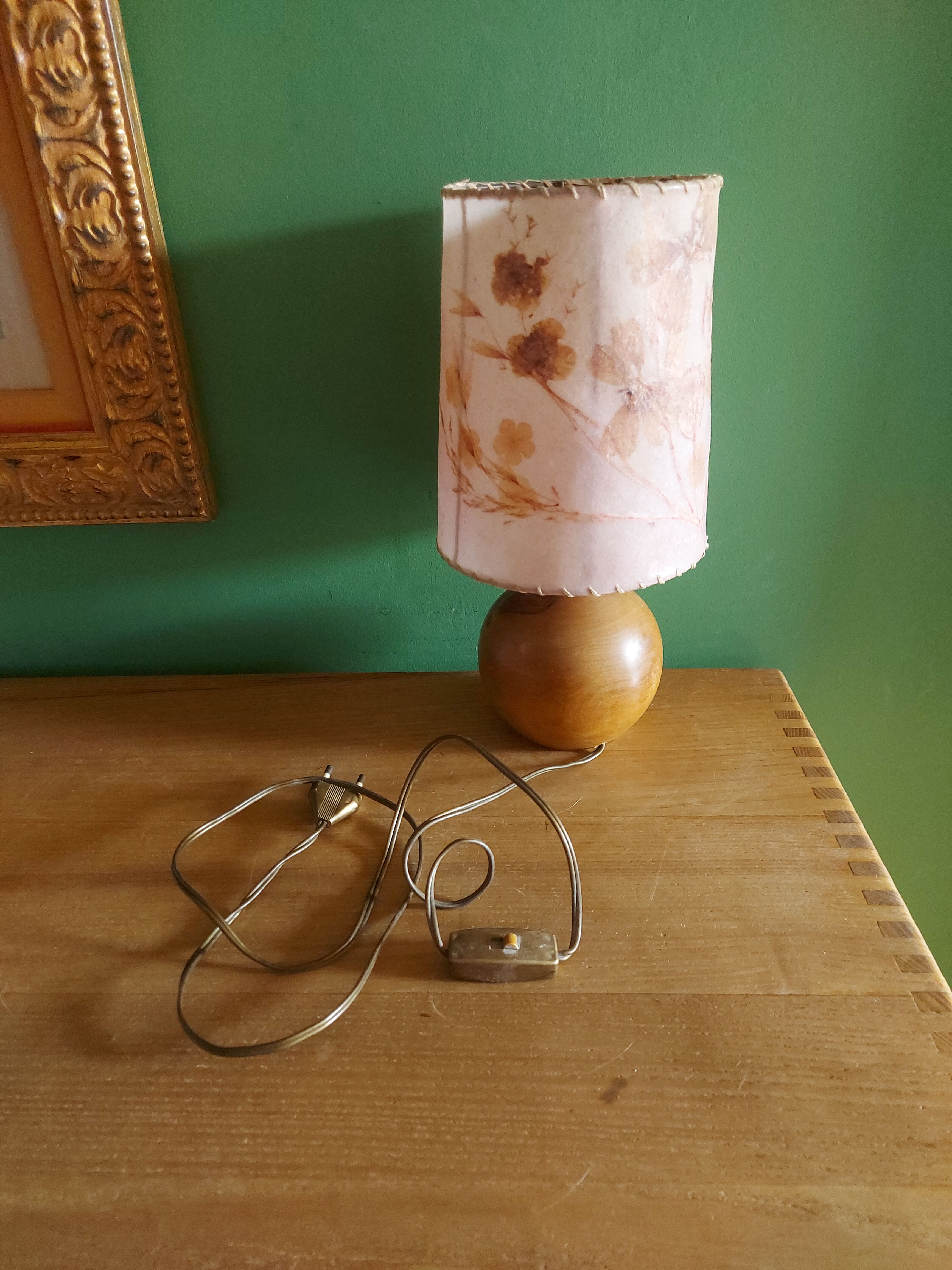Lampe vintage en bois