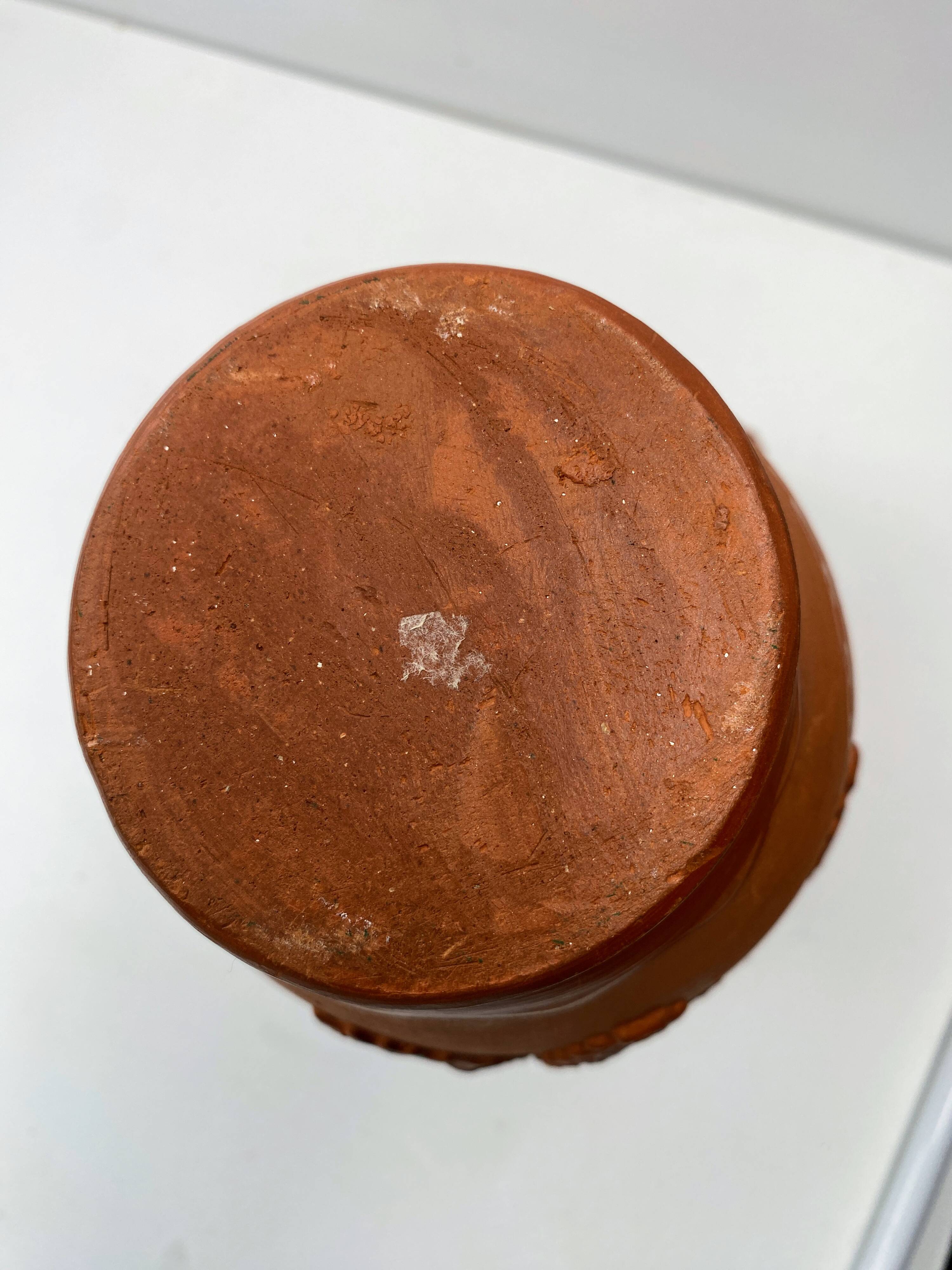 Vase Cruche en terre cuite vintage avec ornement végétale