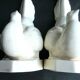 Cracked white ceramic Art Deco book-snables: Birds, Doves