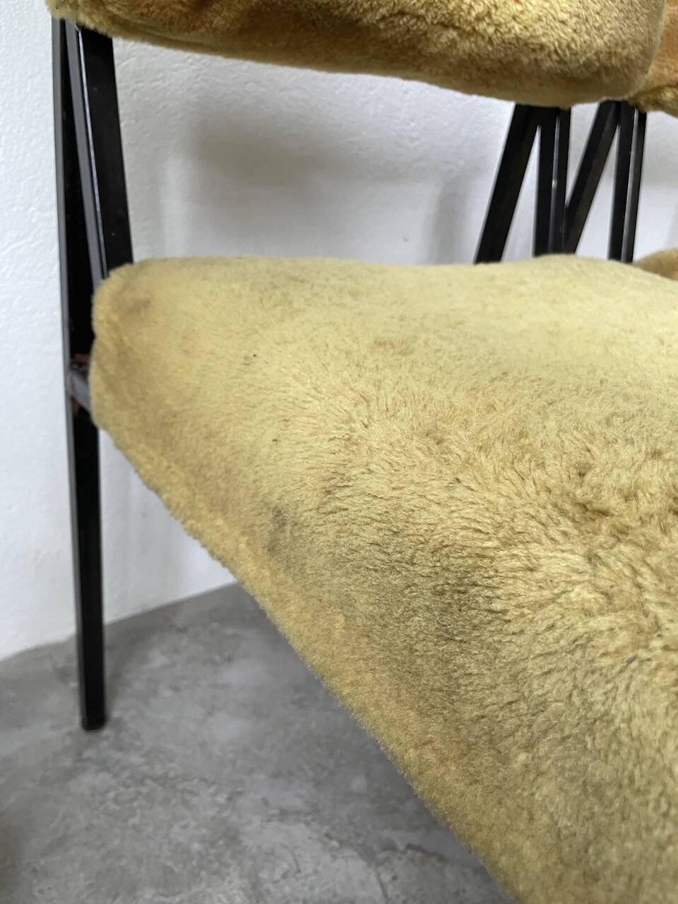 Set de trois chaises années 50