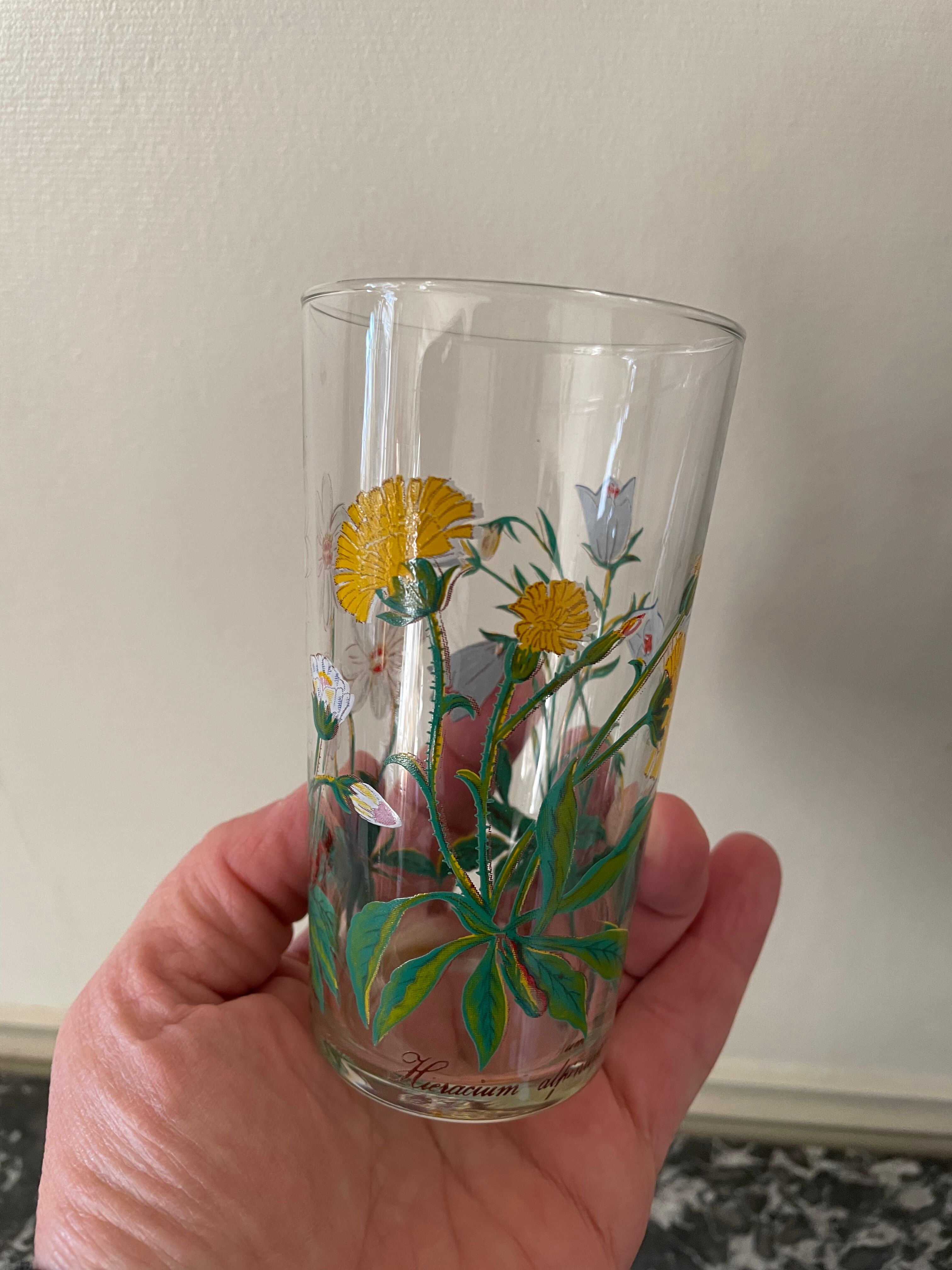 Water glasses