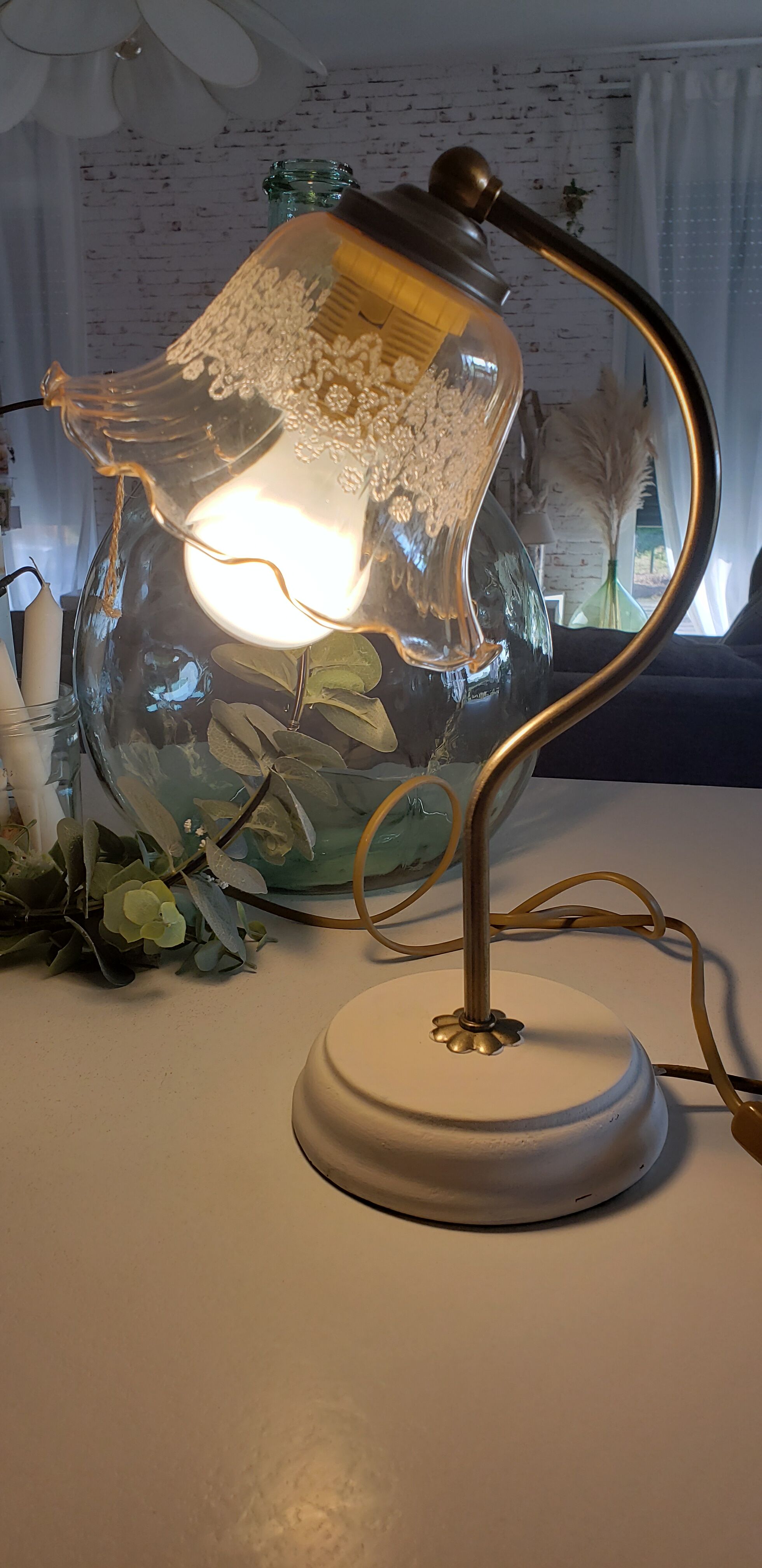 Bedside lamp