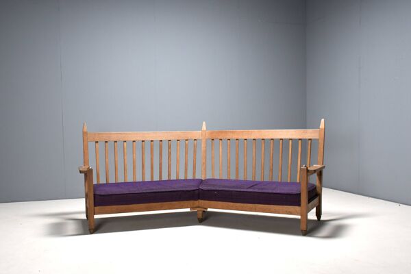 Canapé d'angle Guillerme et Chambron en chêne et tissu, France années 1960