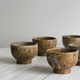 6 petites coupelles en grès pyrite artisanale.
