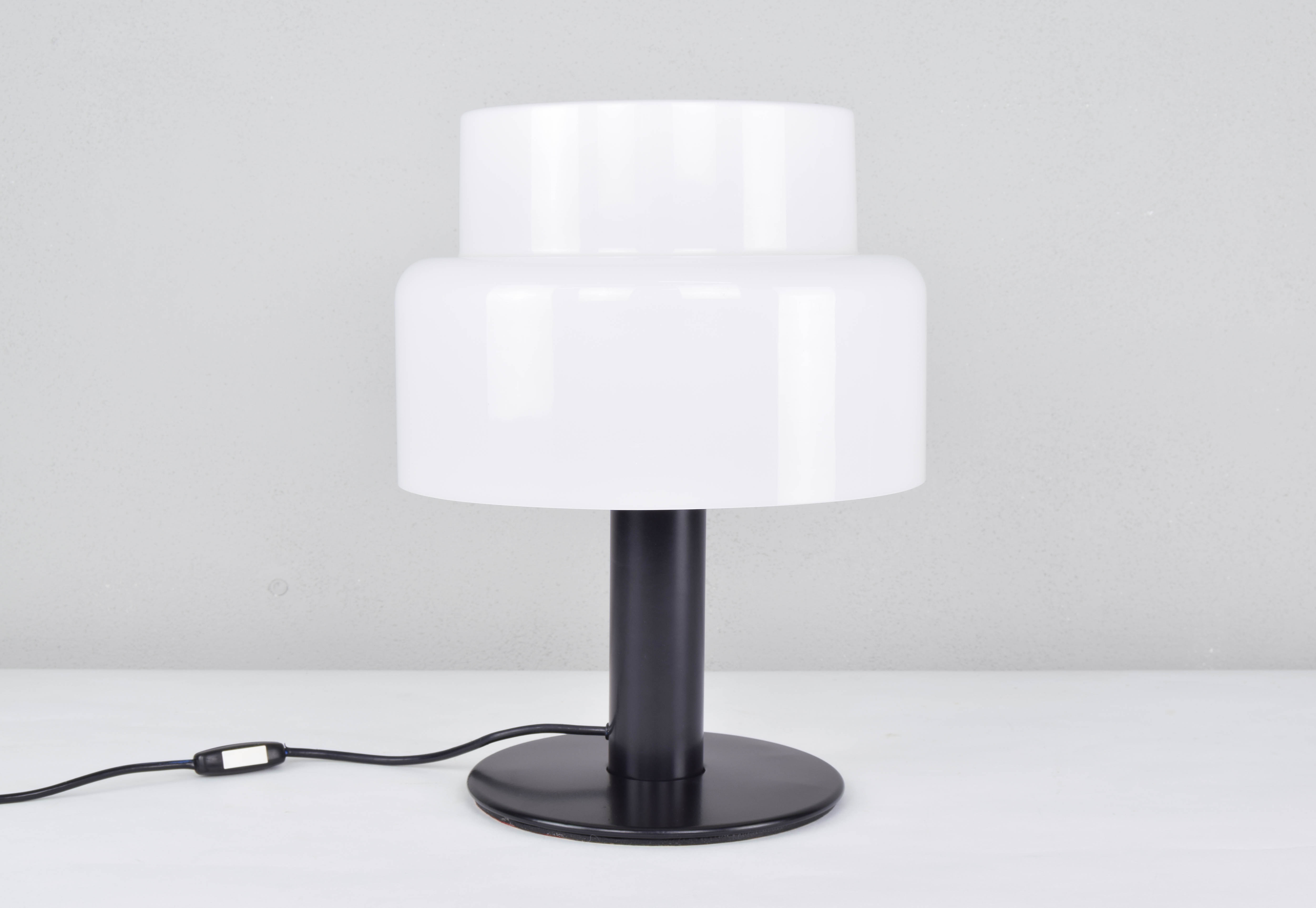 Codialpo Mid-Century Modern Black and White Lucite Seta Table Lamp, Spain, 1970