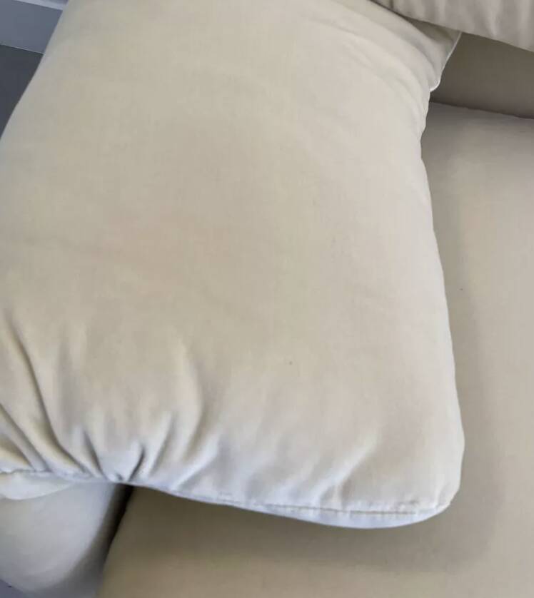 Maralunga 2-seater sofa by Vico Magistretti for Cassina