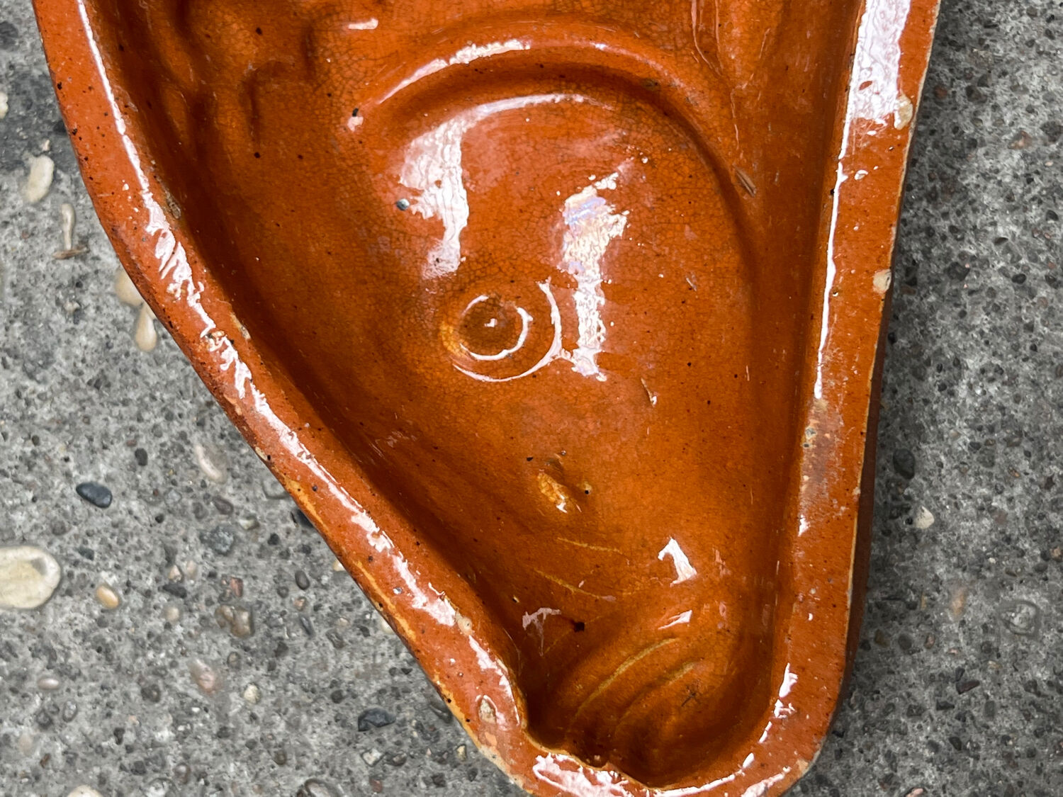 Pastry mold / empty old terracotta pocket