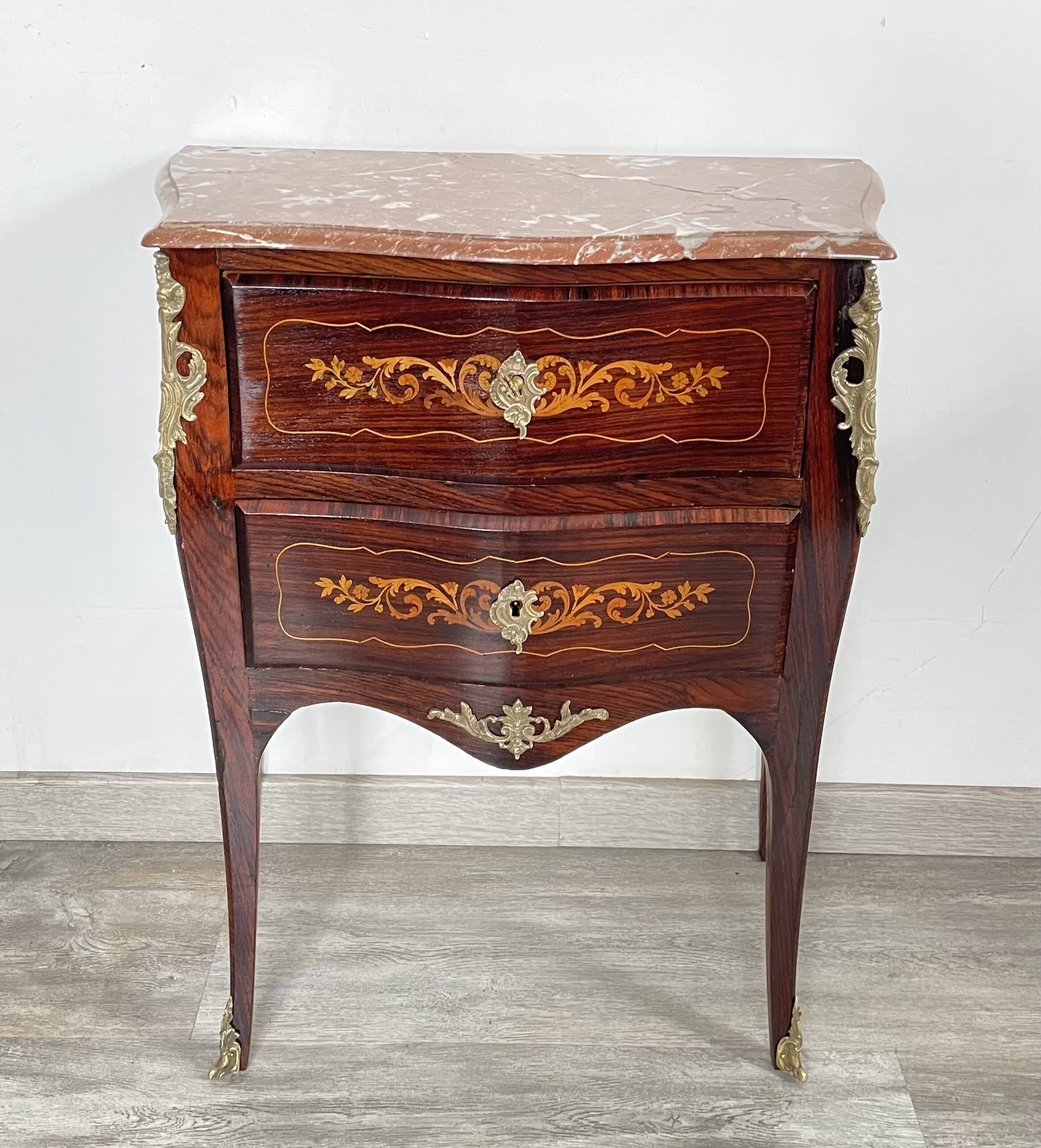 Italian chest of drawers circa 1850