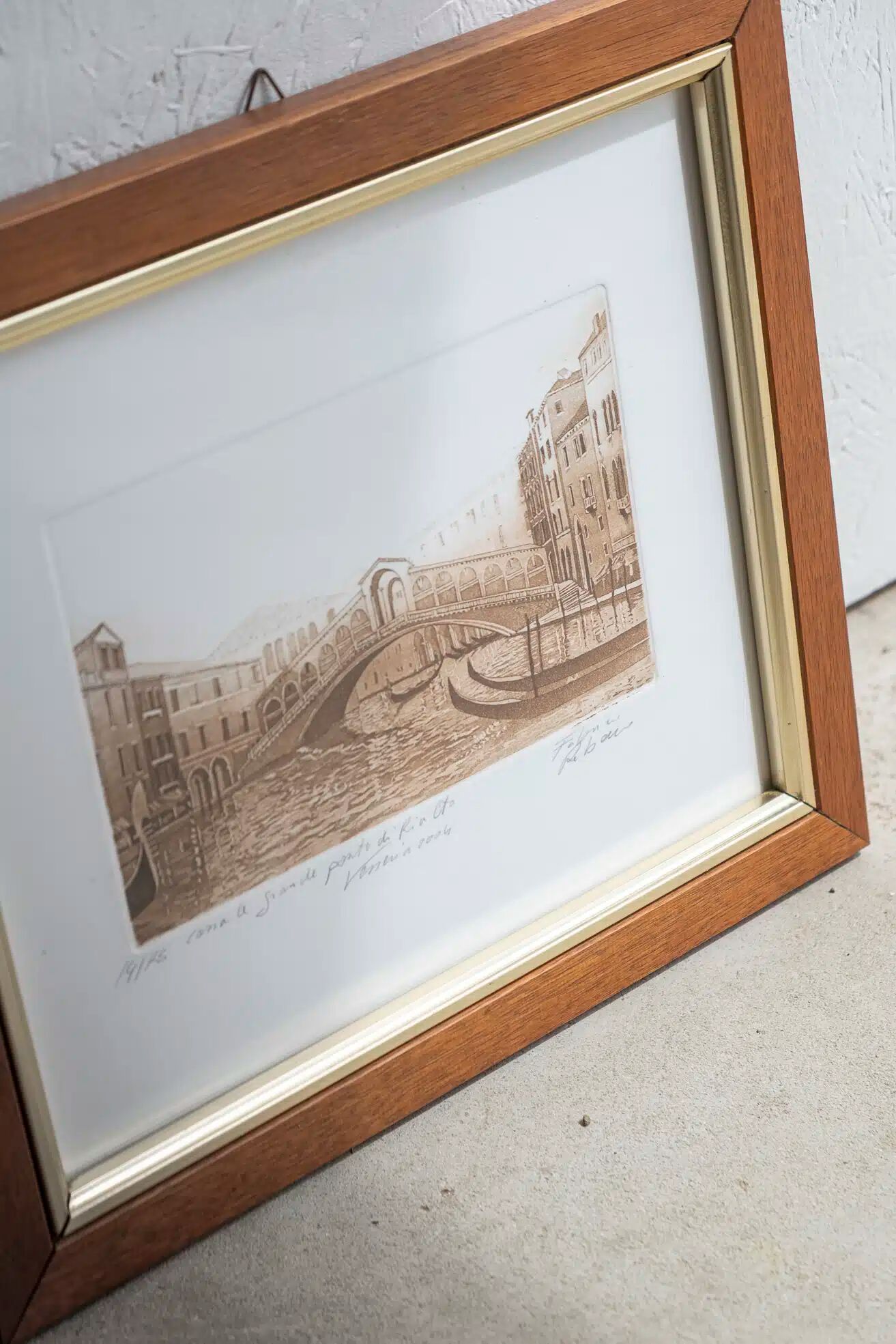 "Rialto" frame