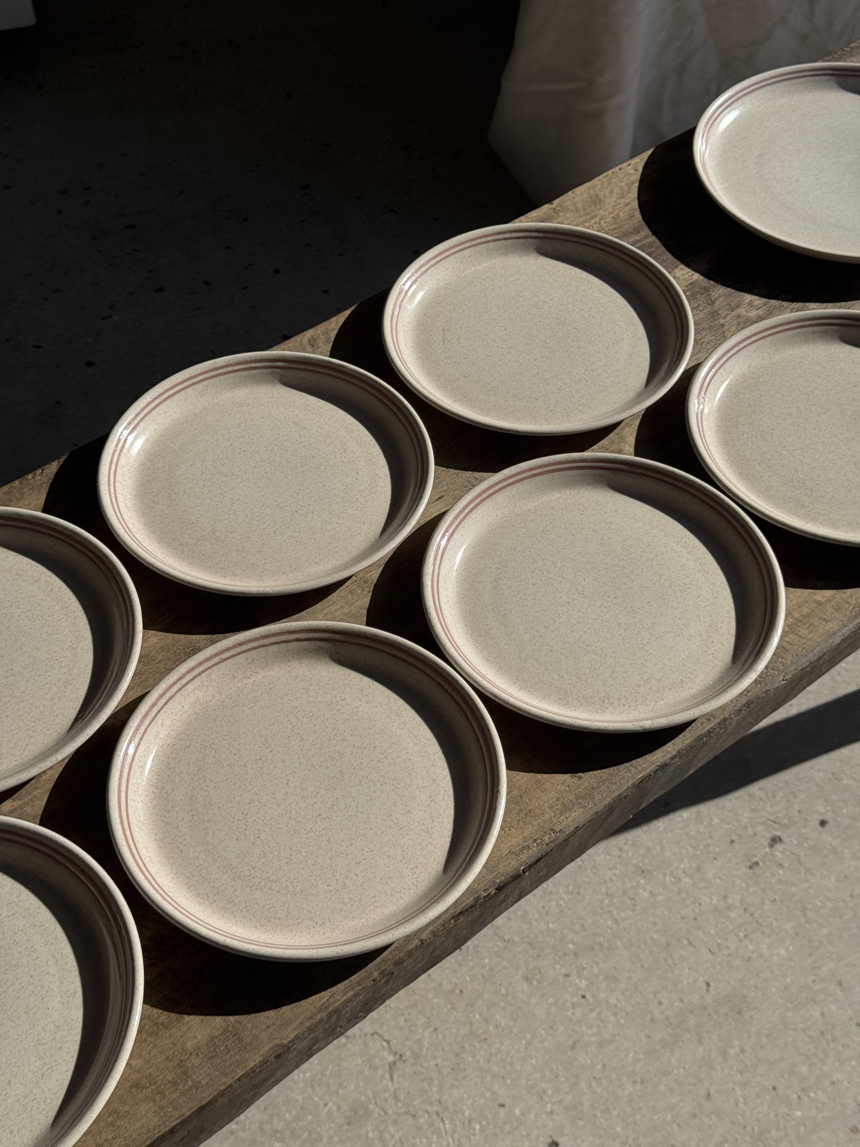 Lunéville table service Art Workshop 8 plates and 2 serving dishes