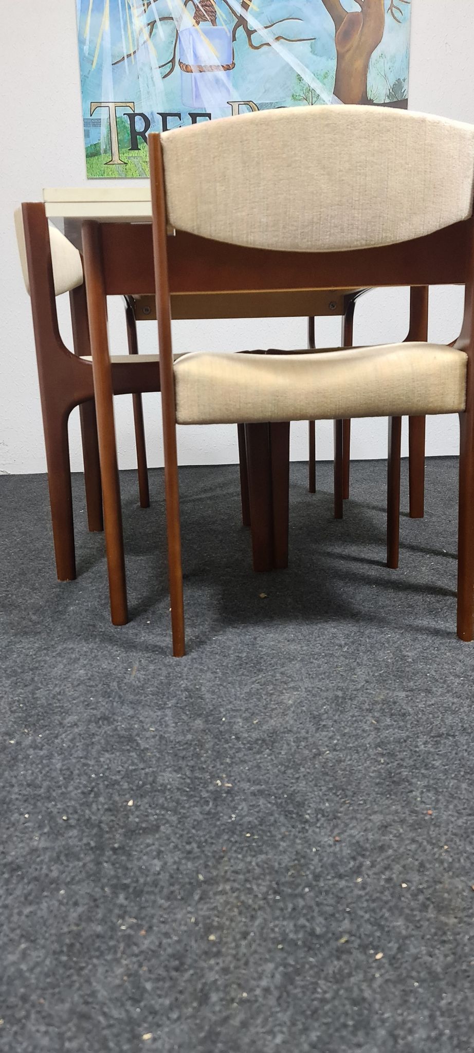 Table à manger vintage et chaises