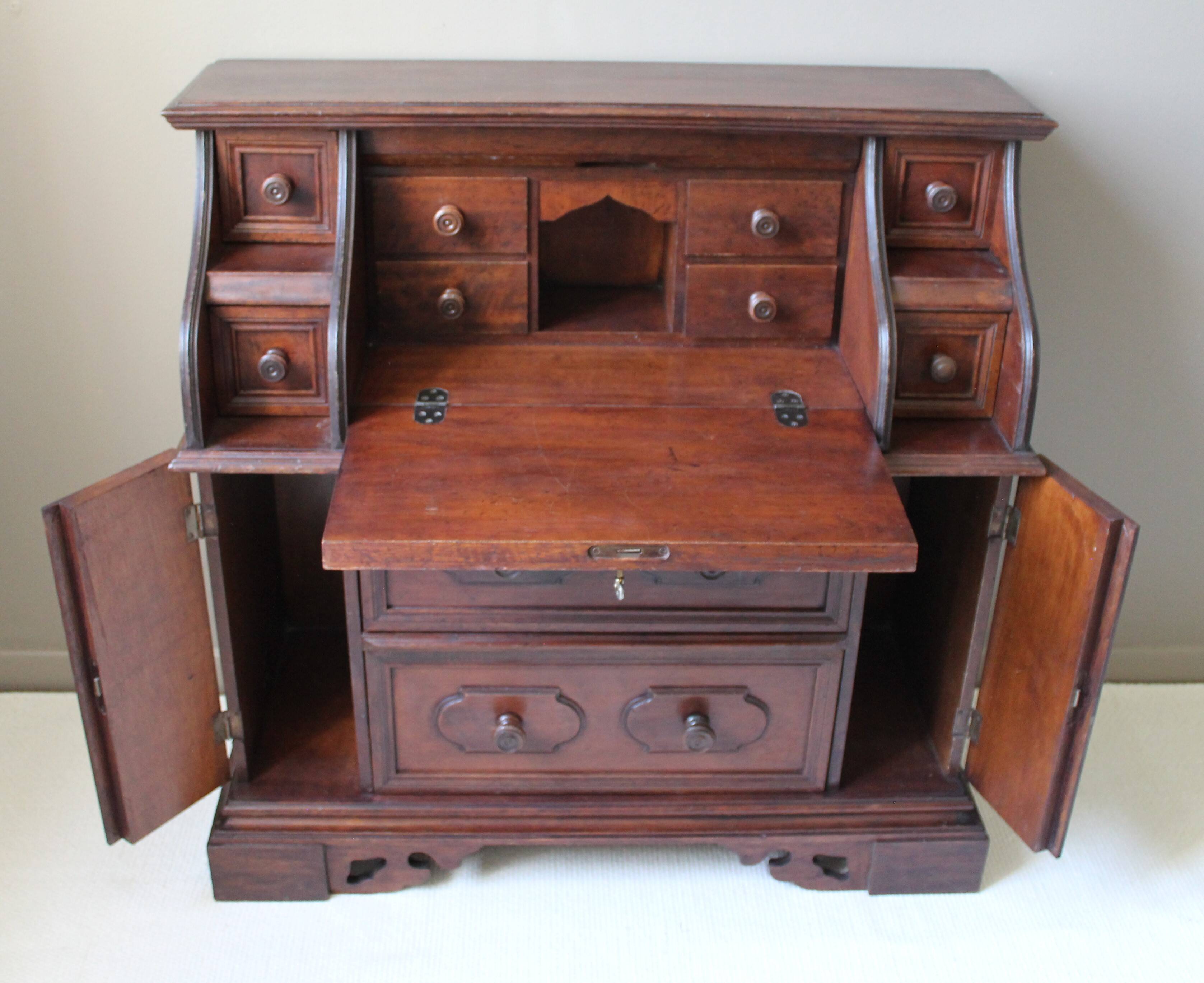 Vintage scriban desk