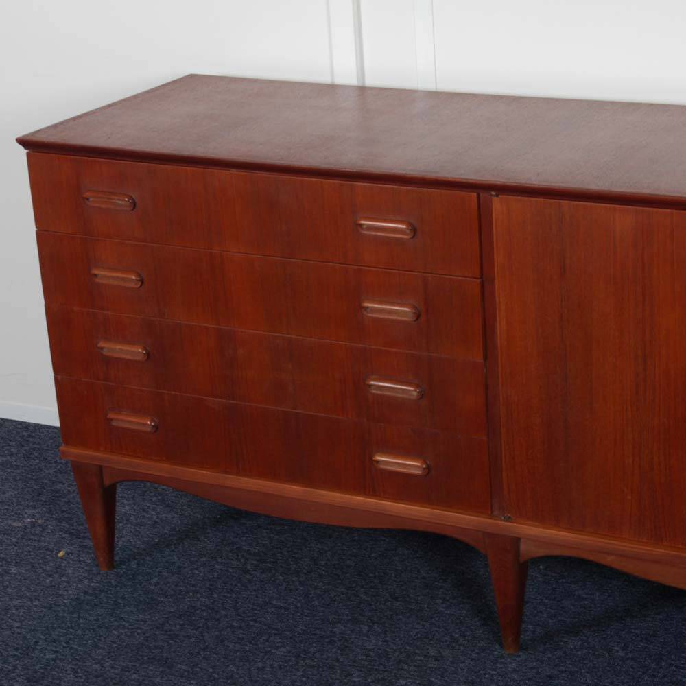 Grande enfilade vintage en bois des années 1960