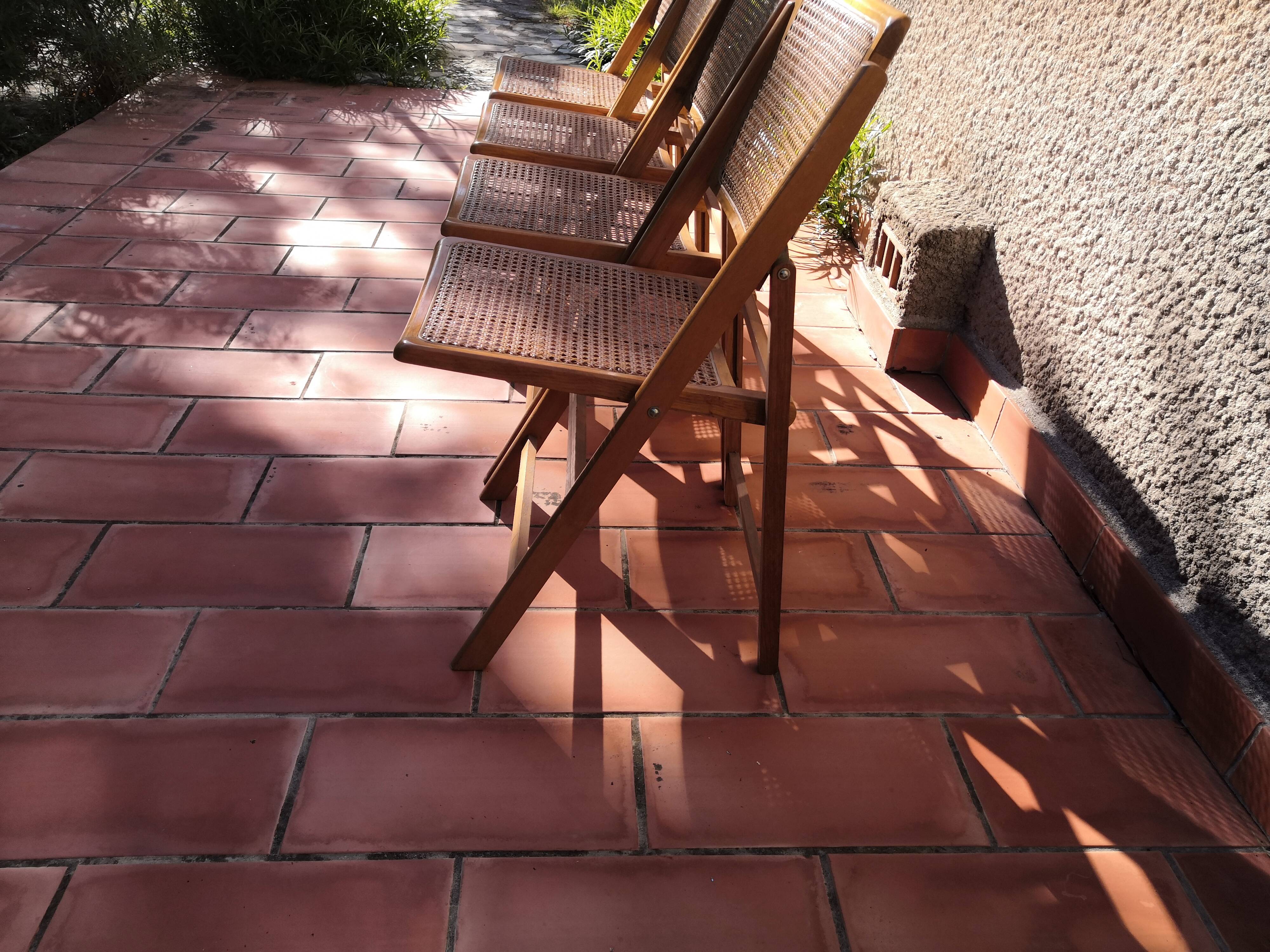 Suite of 4 folding chairs cannage 60s vintage
