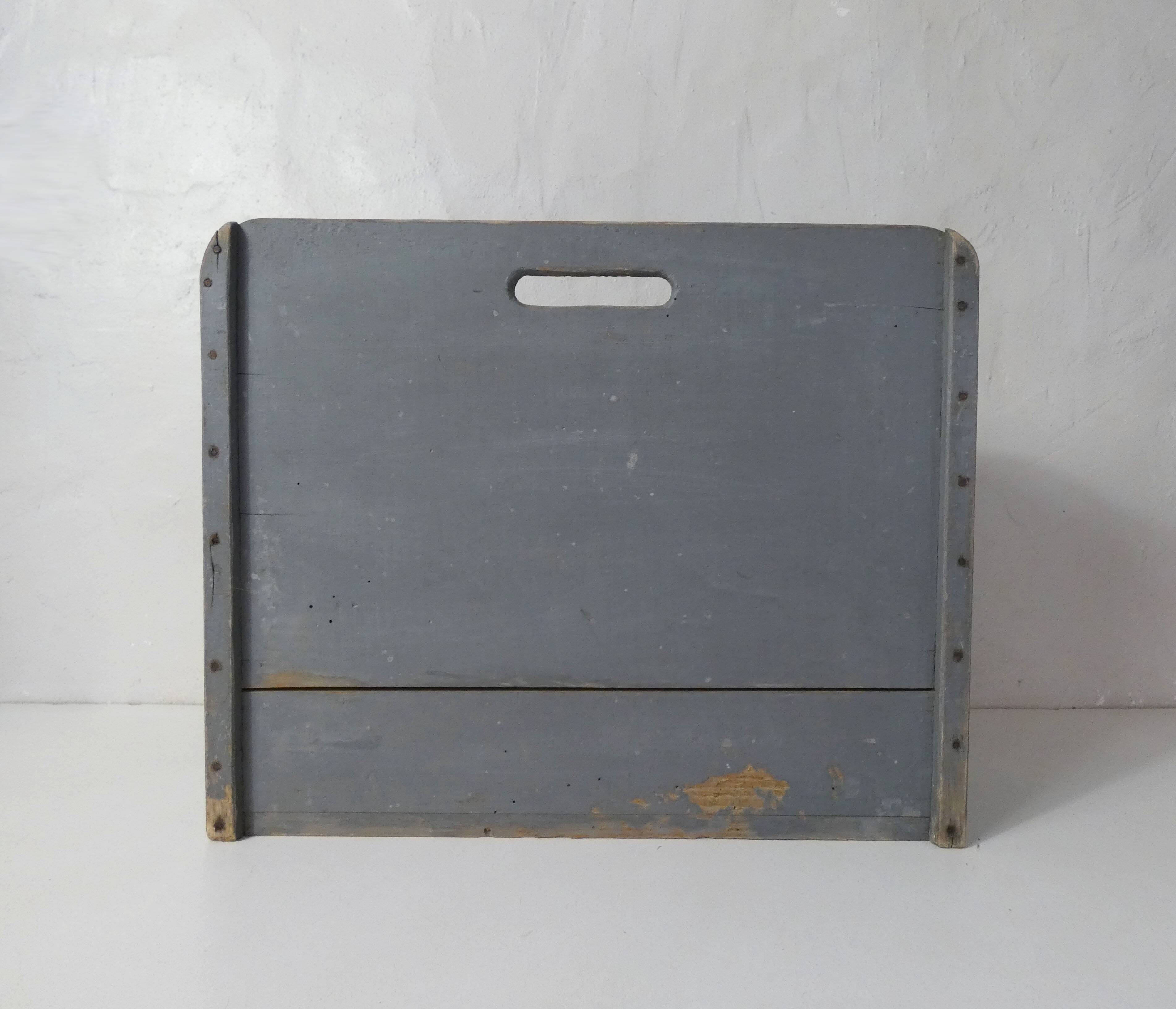 Ancien carrosse de lavandière étagère en bois