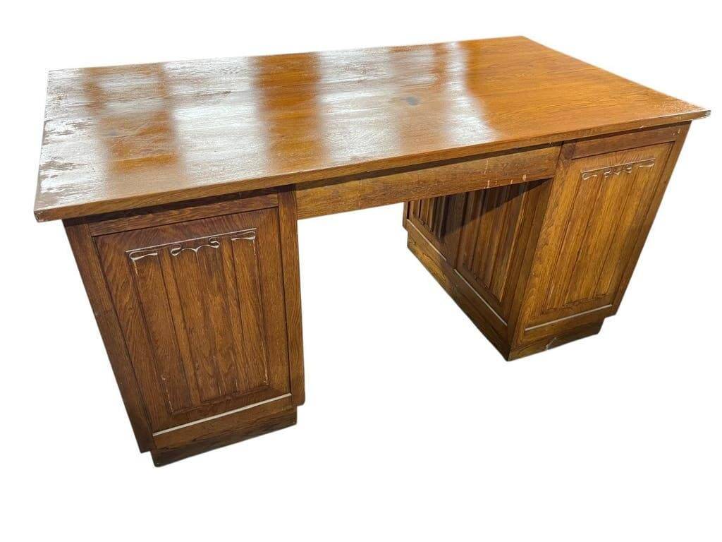 Vintage solid wood writing desk/table
