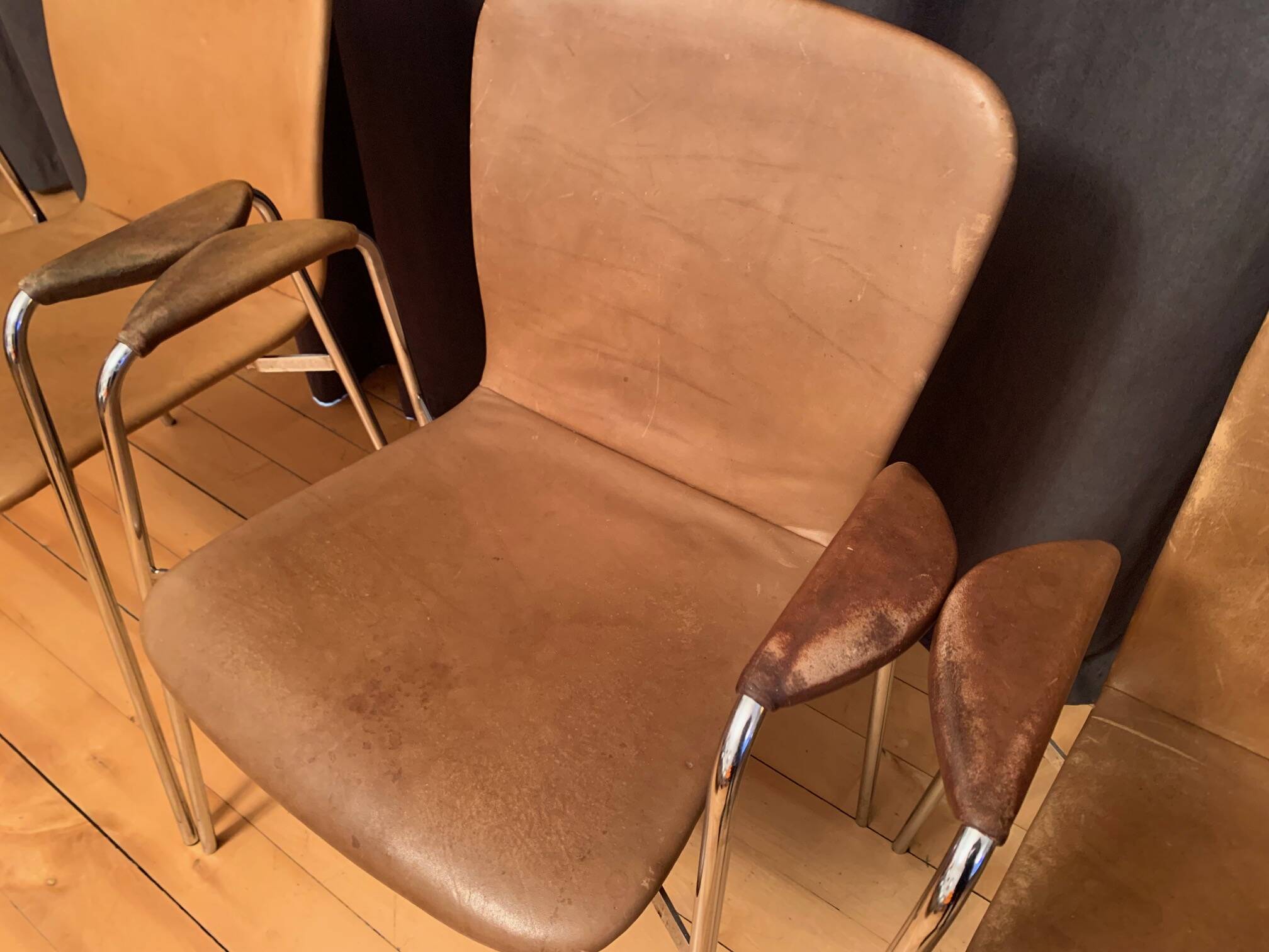 Ensemble de quatre chaises, Italie, années 1960