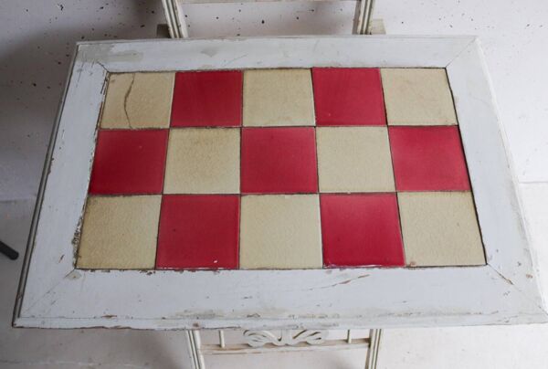 Petite coiffeuse pliante ancienne en bois, carreaux et miroir au mercu