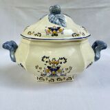 Rouen faience tureen, limcolor blue décor Rouen. XX century.