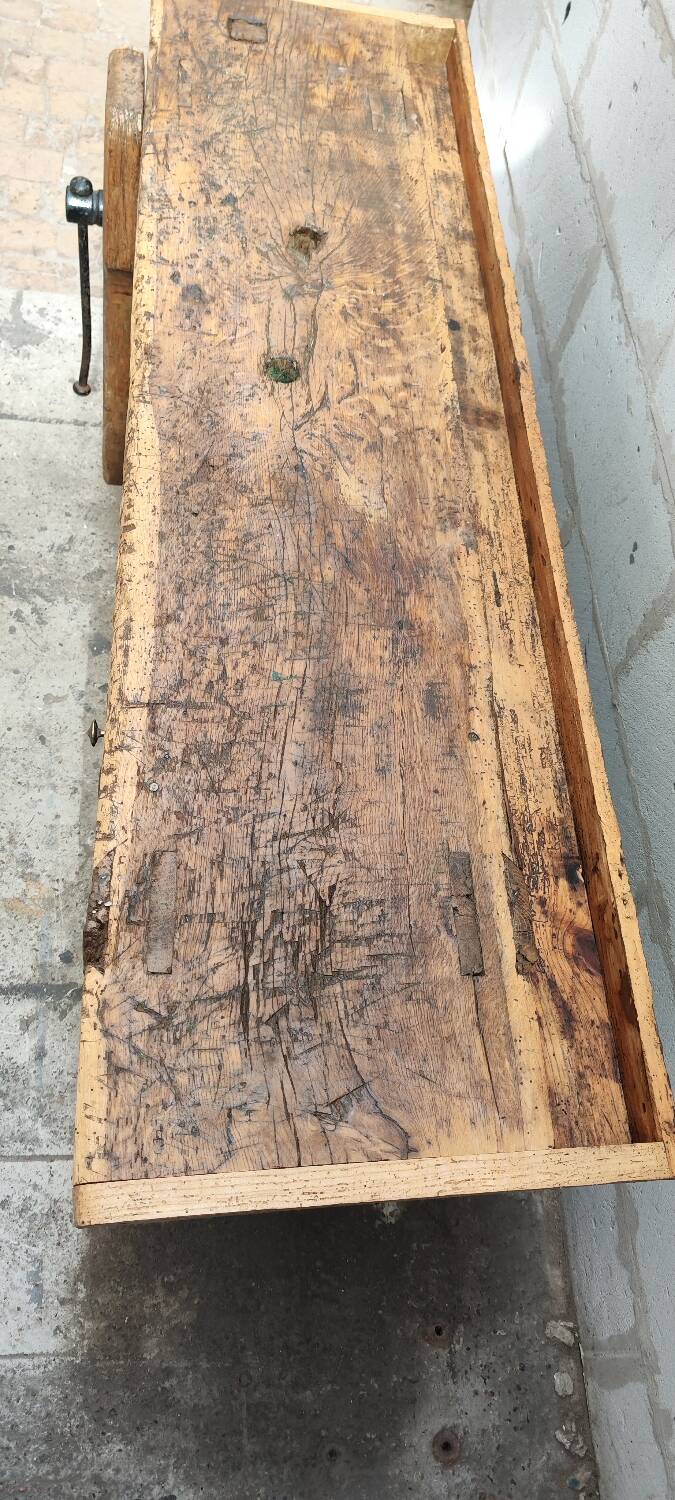 Old oak workbench cabinet with 1 door and 4 drawers