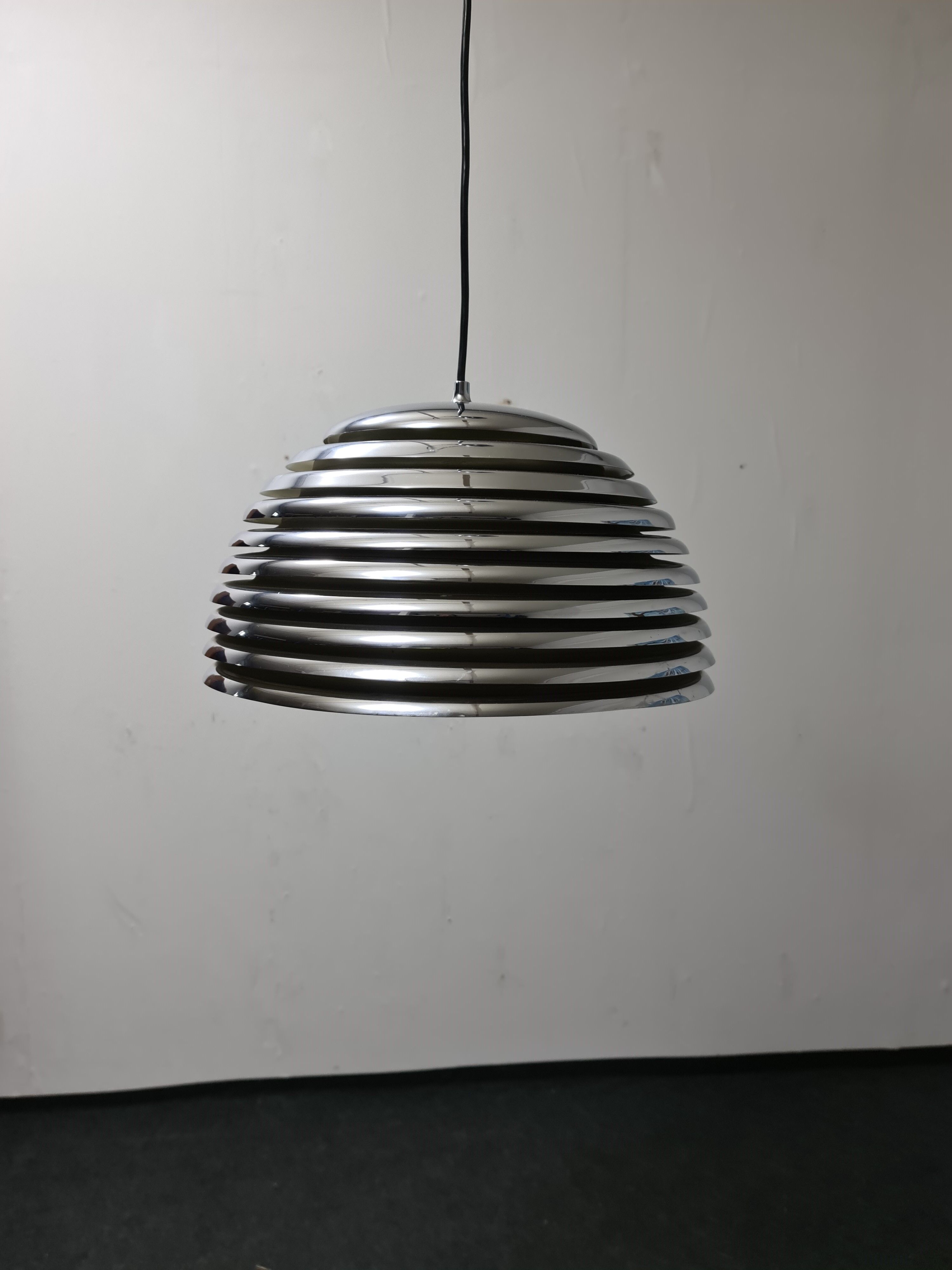 Suspension vintage Staff Saturno chrome par Kazuo Motozawa