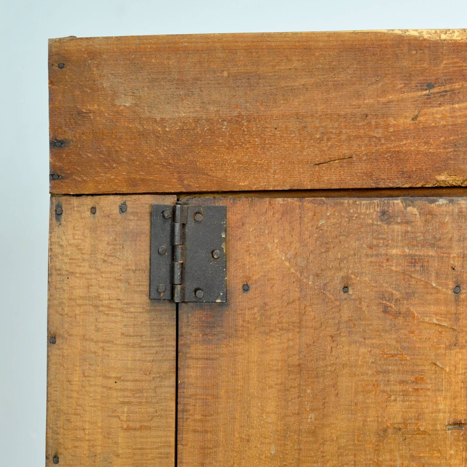 Cabinet wabi sabi en hêtre, années 1850