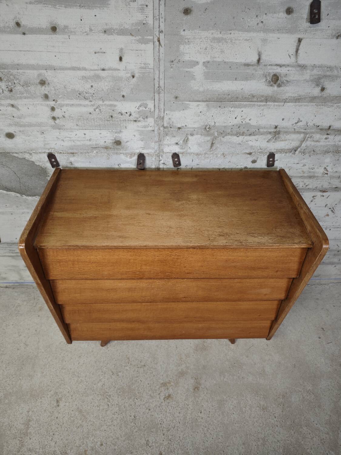 Vintage chest of drawers