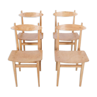 Suite de 4 chaises par Maria Chomentowska