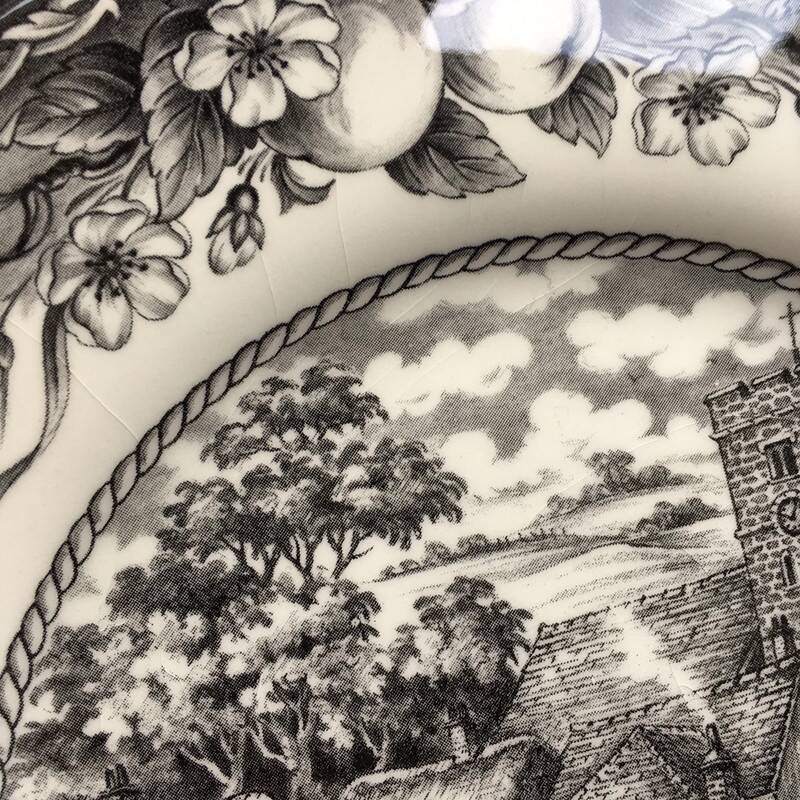 Assiette Royal Stafford Dessert Herdsman Black