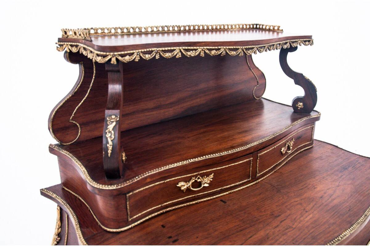 Secrétaire français ancien, vers 1860.