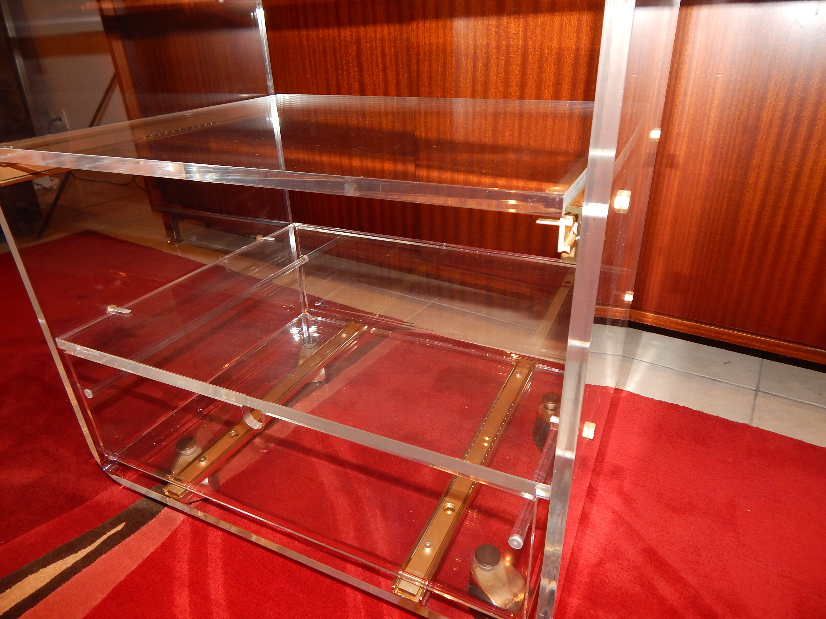 David Lange's altuglass serving table