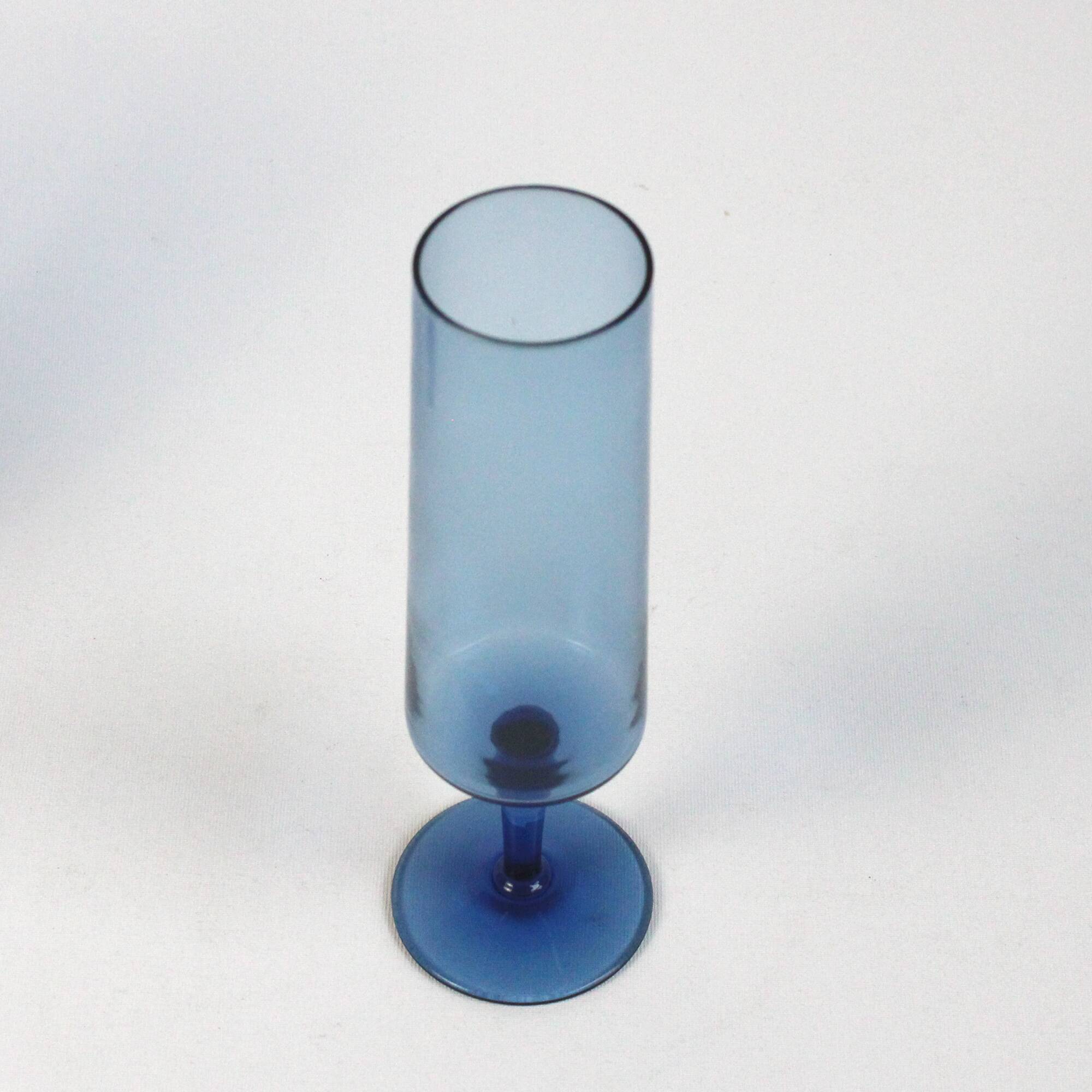 Set of 4 vintage cobalt blue champagne flutes - glassware from Boussu