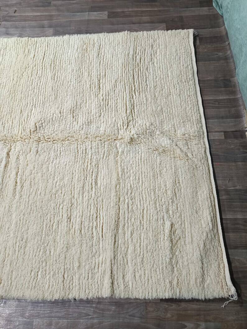 Handcrafted Boujaad rug 200cm x 300cm