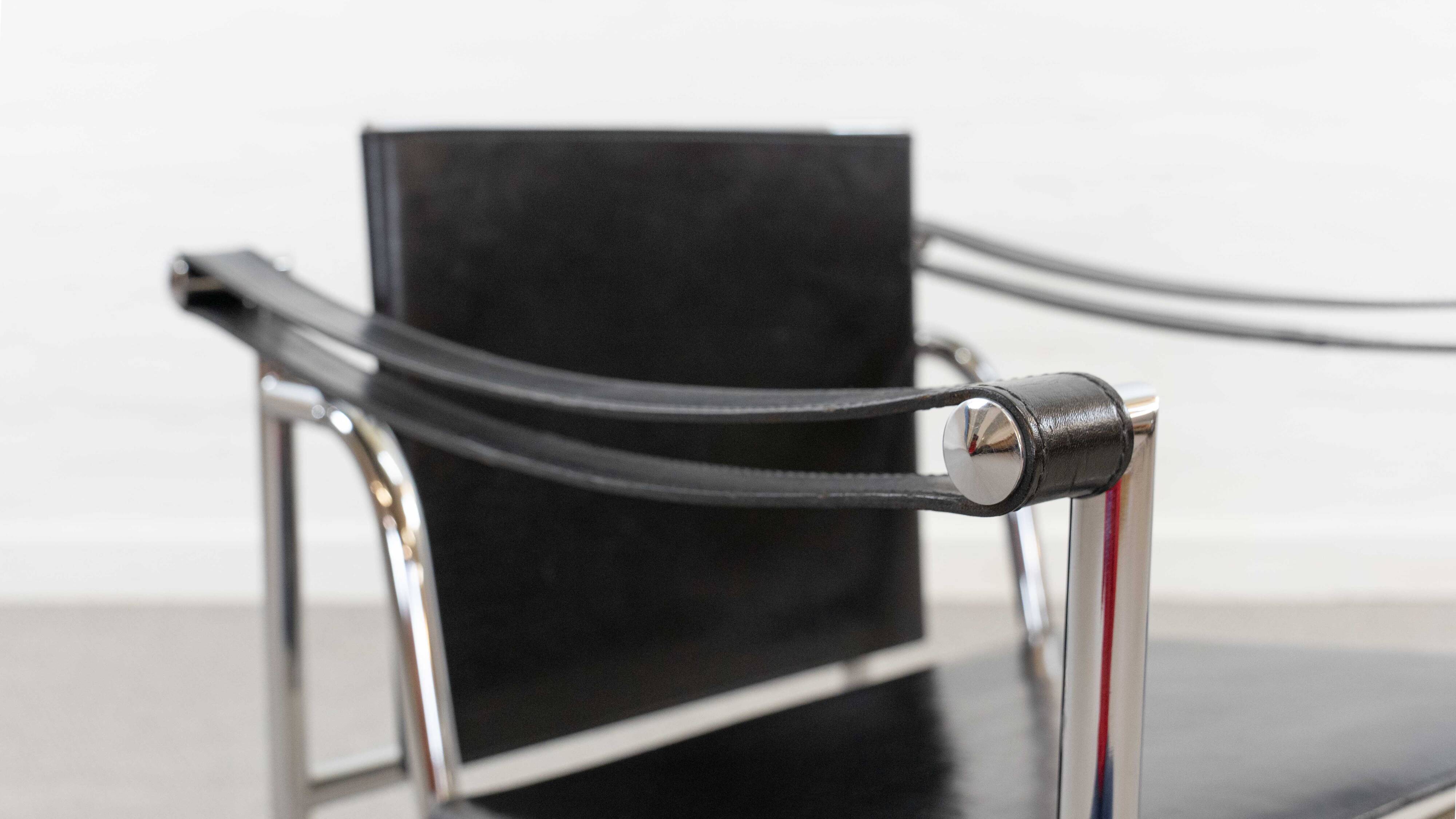 CASSINA LC1 ARMCHAIR BY LE CORBUSIER