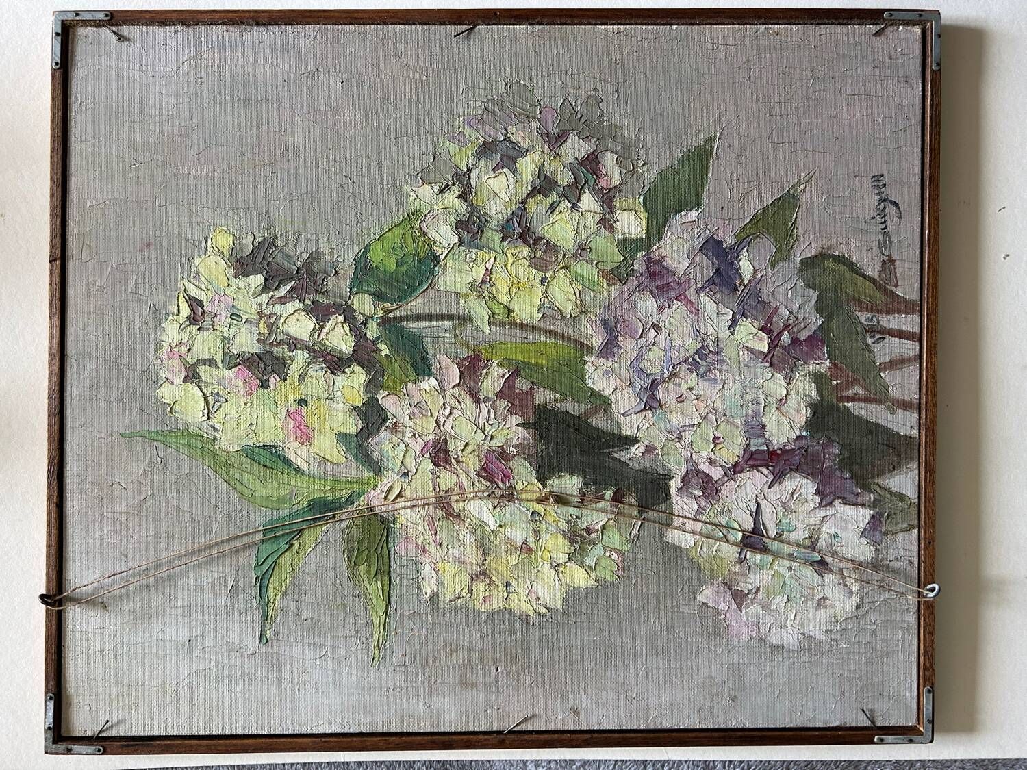 Nature morte aux poires de Suzanne Gueguen. Huile sur Panneau . Signature.